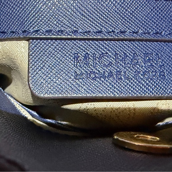 Michael Kors Blue Leather Satchel with Lock and Key 6736968 - Picture 9 of 12